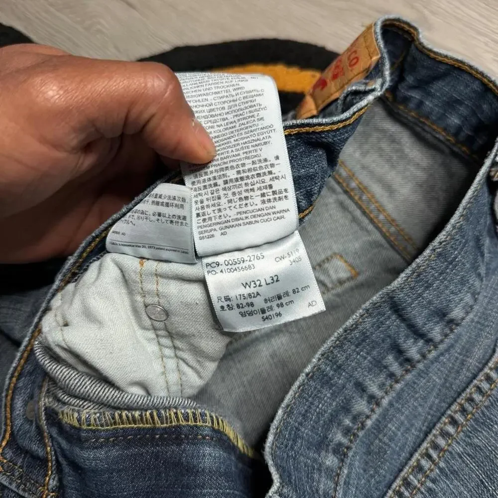 Levi’s Strauss 559 Loose Straight Distressed Denim Jeans Size 32x32 Blue
